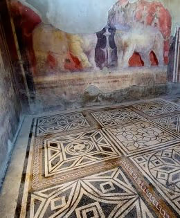 pompeii tour and herculaneum tour by tufo tours